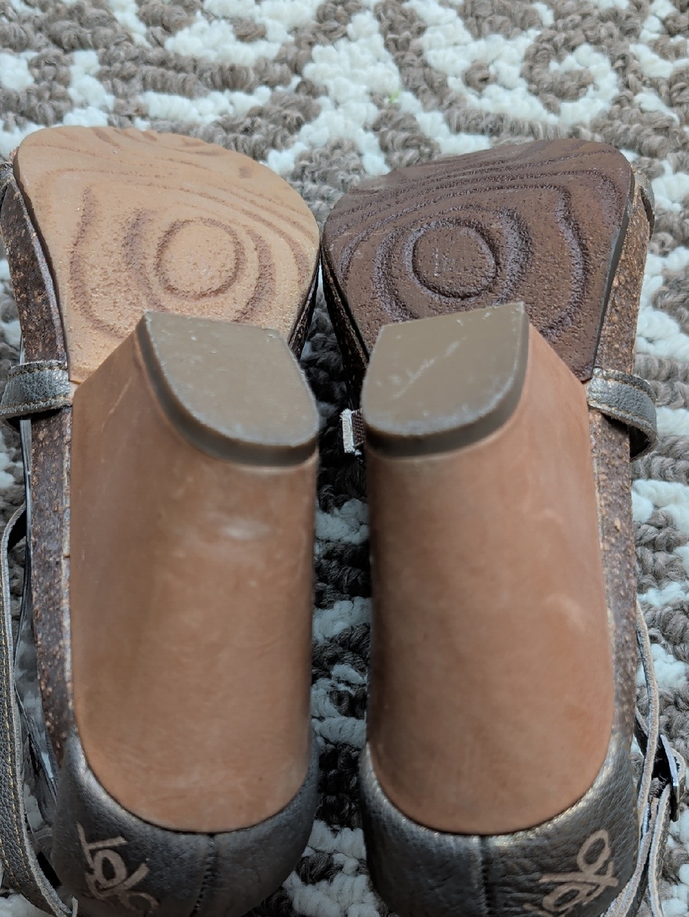OTBT Women's Lubbock Leather Wedge Sandal - Picture 3 of 9